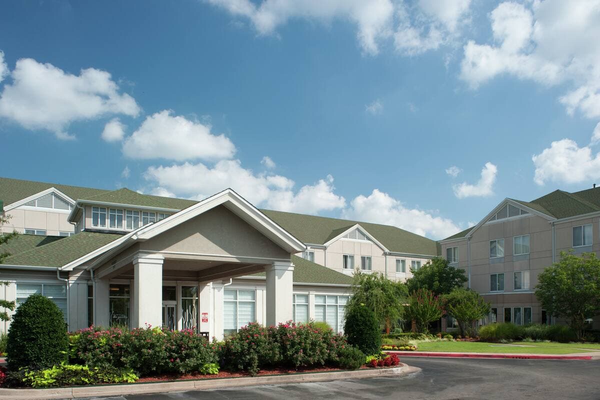 Hilton Garden Inn Tulsa Airport exterior